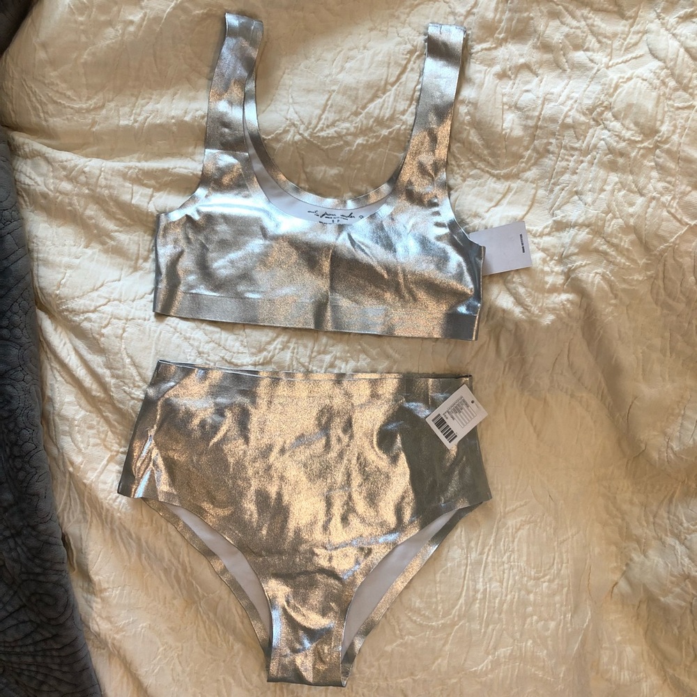 NWT Coachella /Rave shiny silver top & bottom set